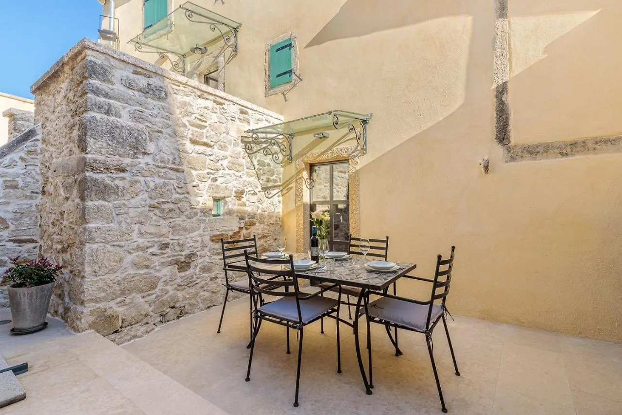 度假居 Casa Amelia In Pićan