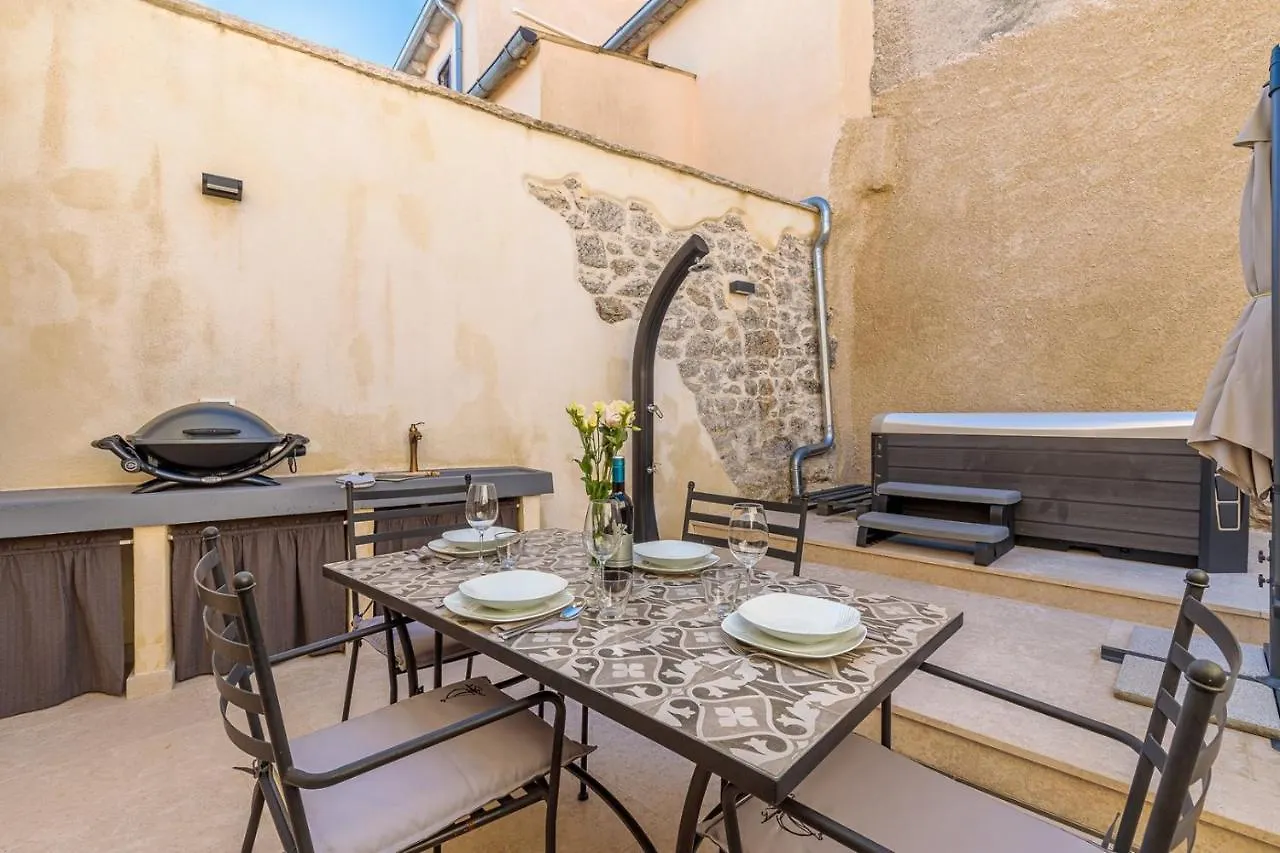 Casa Amelia In Pićan